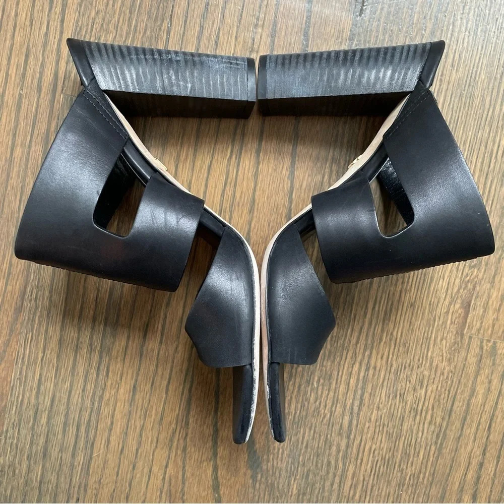 Diane von Furstenberg Cosenza Mule Heel Sandal, Size 8 - Picture 6 of 12